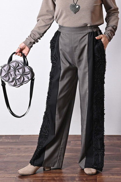 脚長さんにも！3素材切り替えセミワイドパンツ