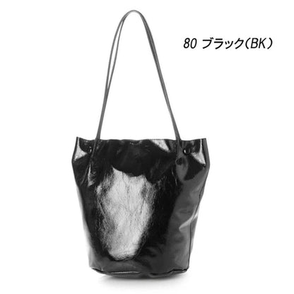 クラッシュメタリック肩入れバケツトートバッグ