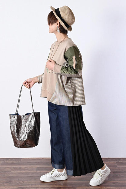 クラッシュメタリック肩入れバケツトートバッグ