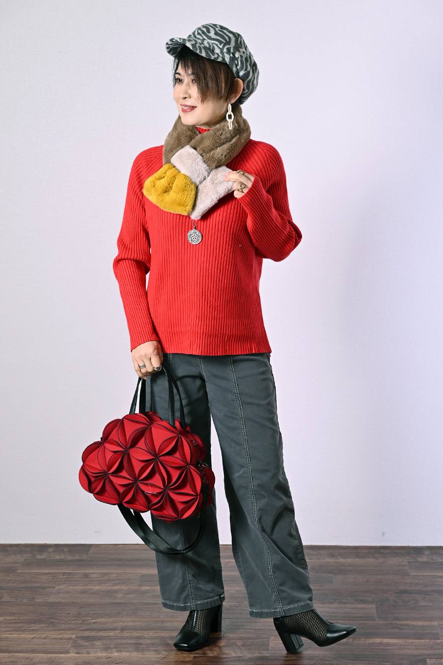 ゼブラ柄　エコファーキャスケット